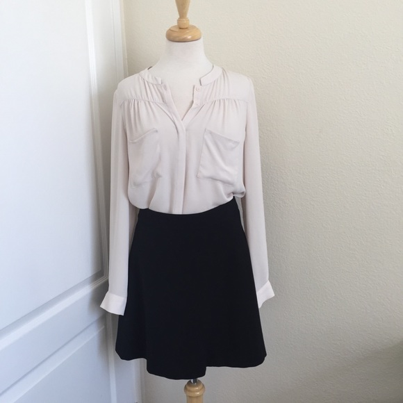 McGinn buttoned blouse - Picture 3 of 5